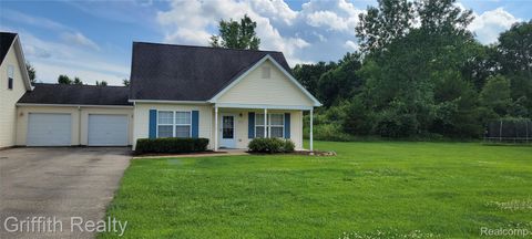 806 Cattail Lane Putnam Township MI 48169