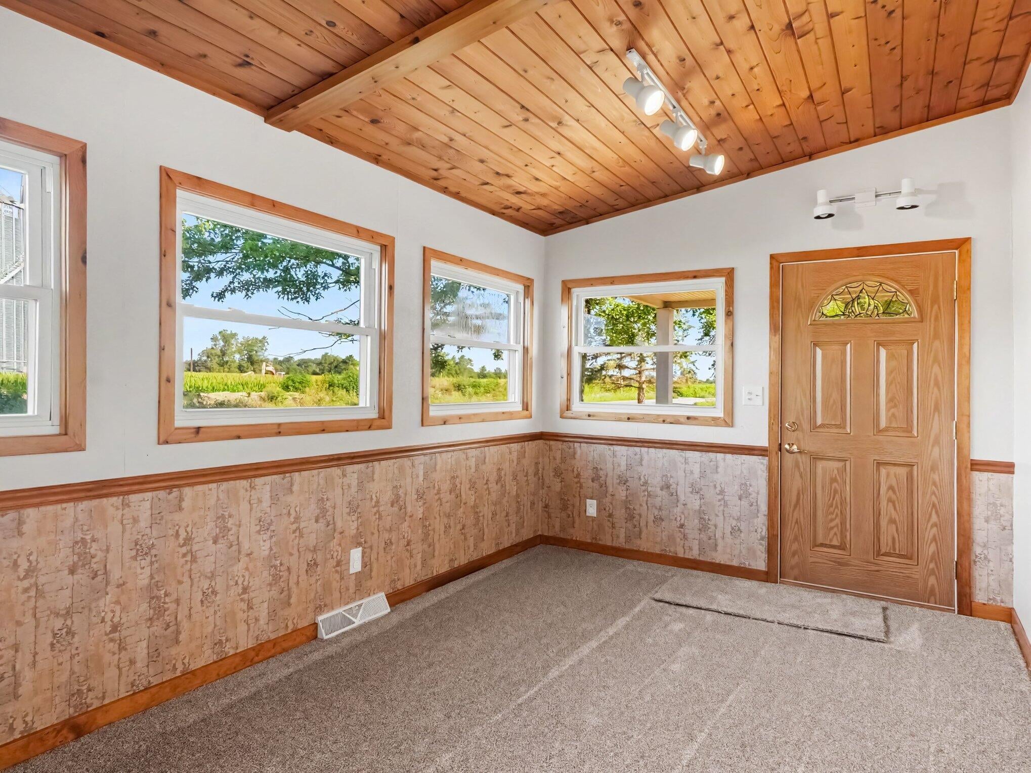11484 Dennison Road