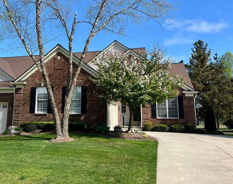 Photo of 1639 Boulder Court, Rochester City, MI 48306 (MLS # 20250028735) Photo of 1639 Boulder Court, Rochester City, MI 48306 (MLS # 20250028735)