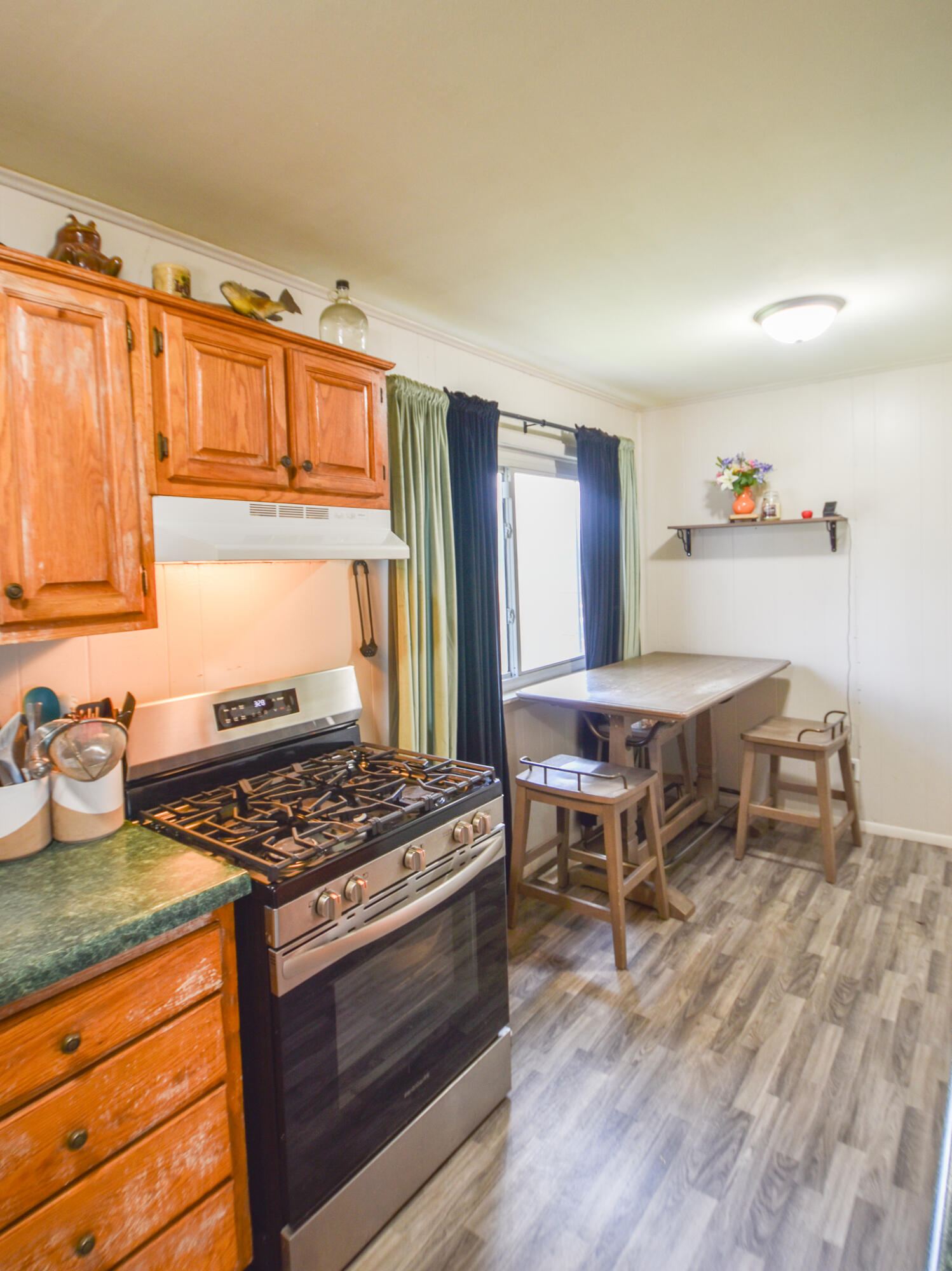 1404 Dean Drive