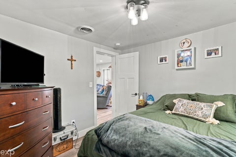 Tiny photo for 67 W Lorraine Street, Peck Village, MI 48466 (MLS # 58050224810)