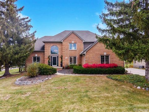 54888 Ridgeview Drive Shelby Charter Township MI 48316