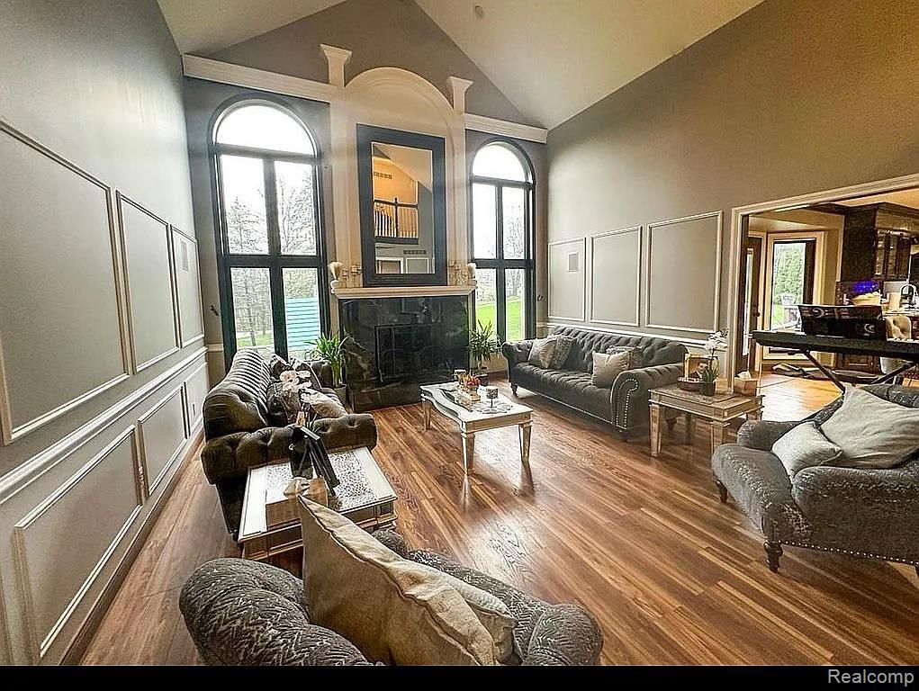 54888 Ridgeview Drive