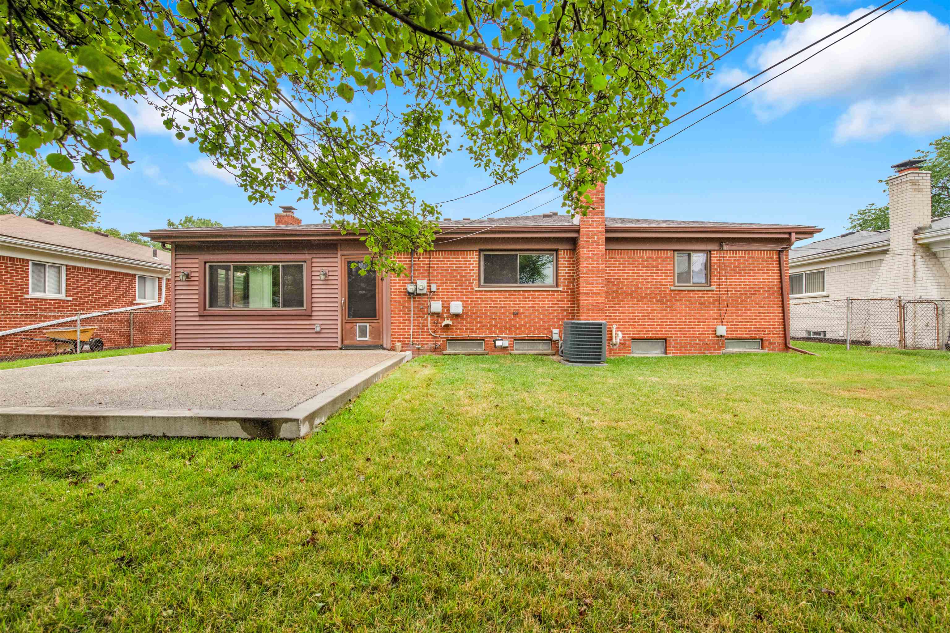 27061 Shelbourne Drive
