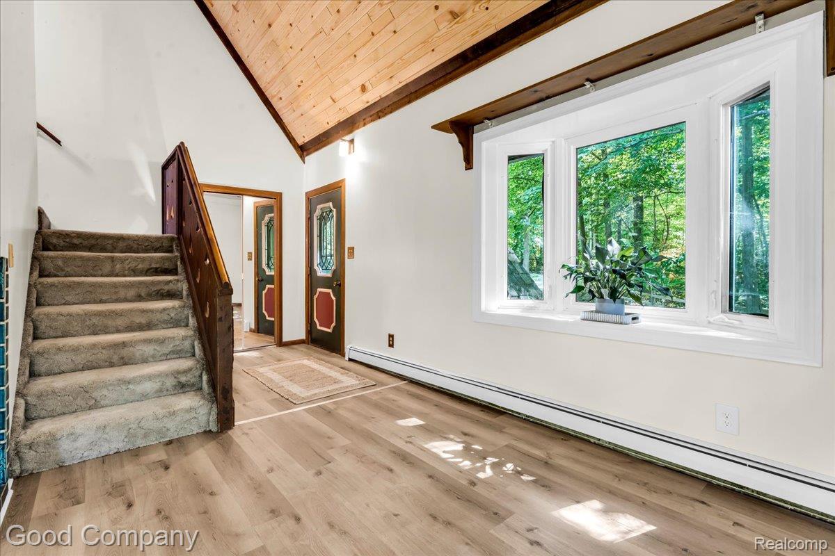 8569 Stonegate Drive