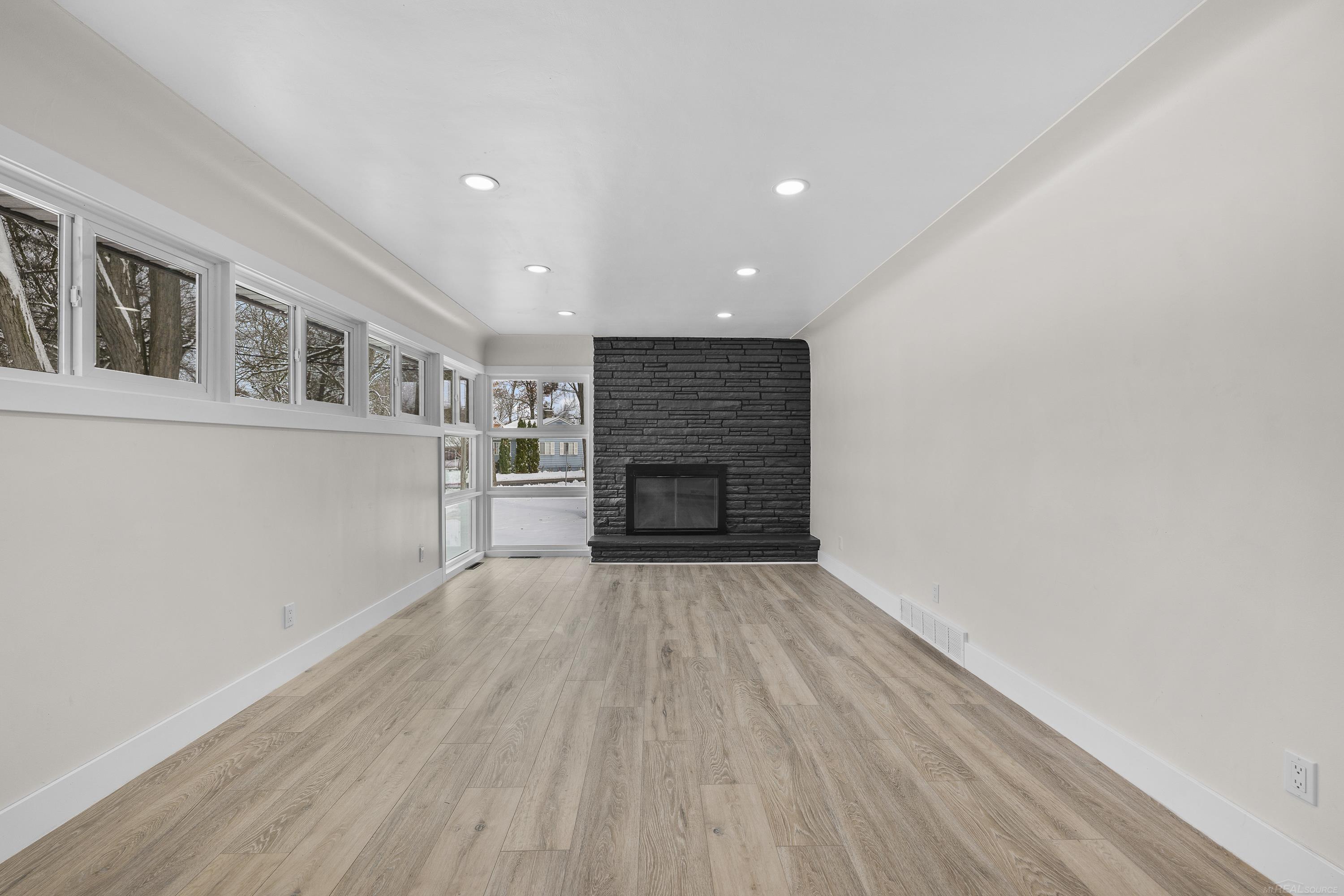 2051 Avondale Street