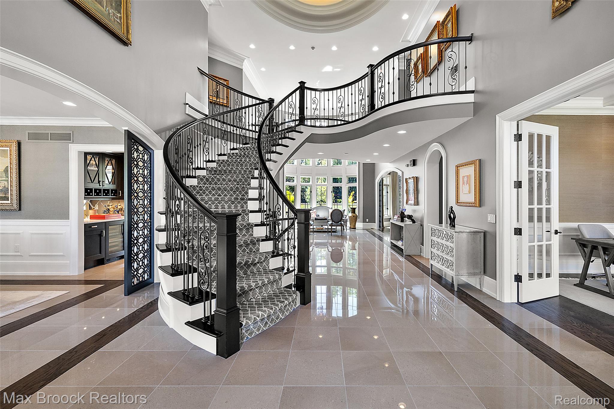 5466 Orchard Ridge Drive