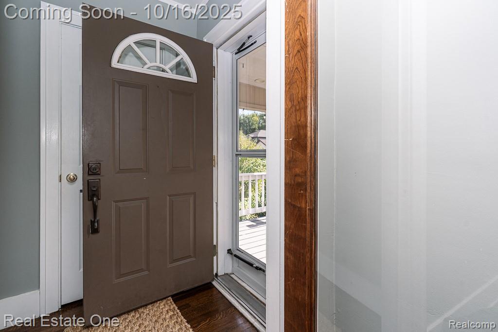 271 E Maplehurst Street