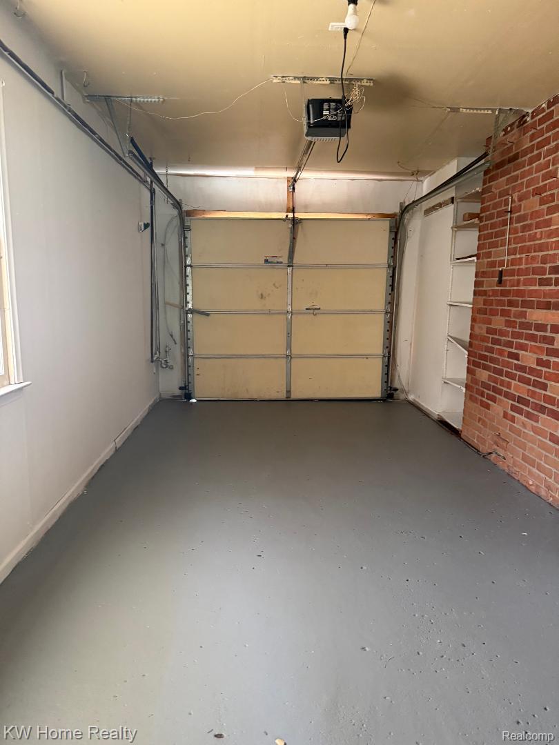 17228 Sunnybrook Drive