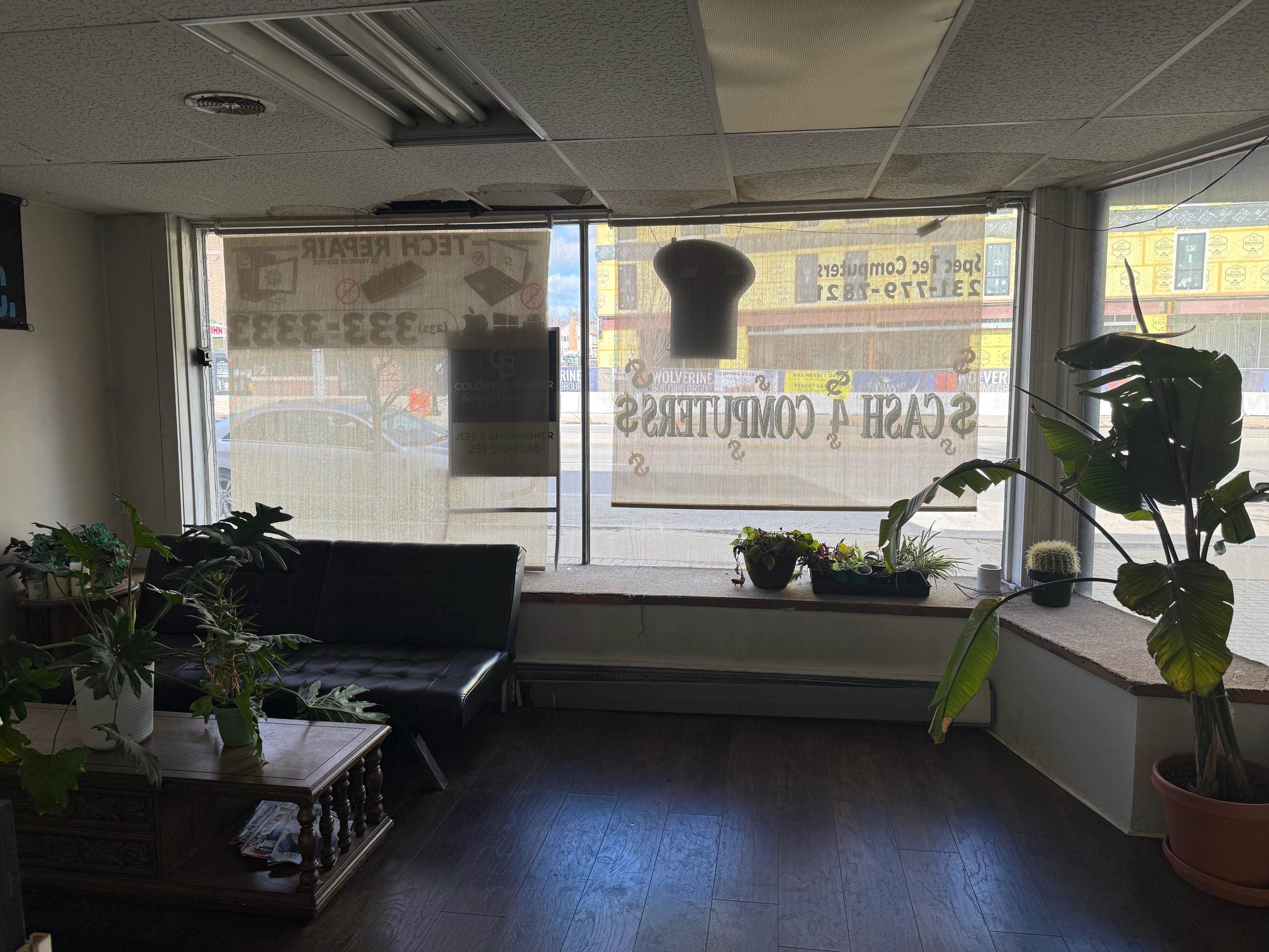 216 S Mitchell Street