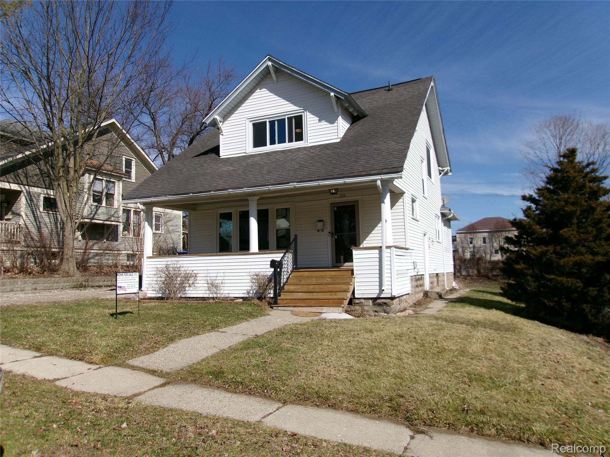 216 E Washington Street