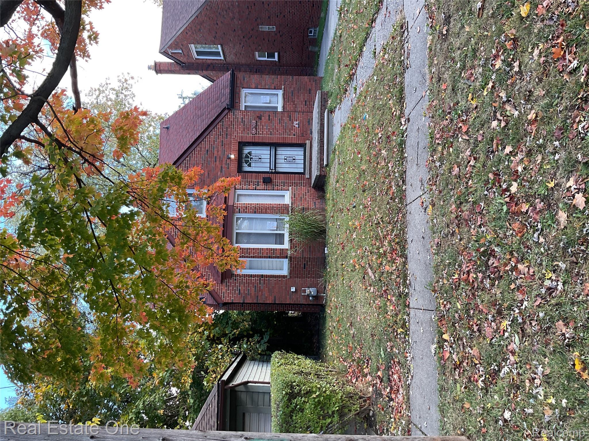 17308 SHAFTSBURY Avenue