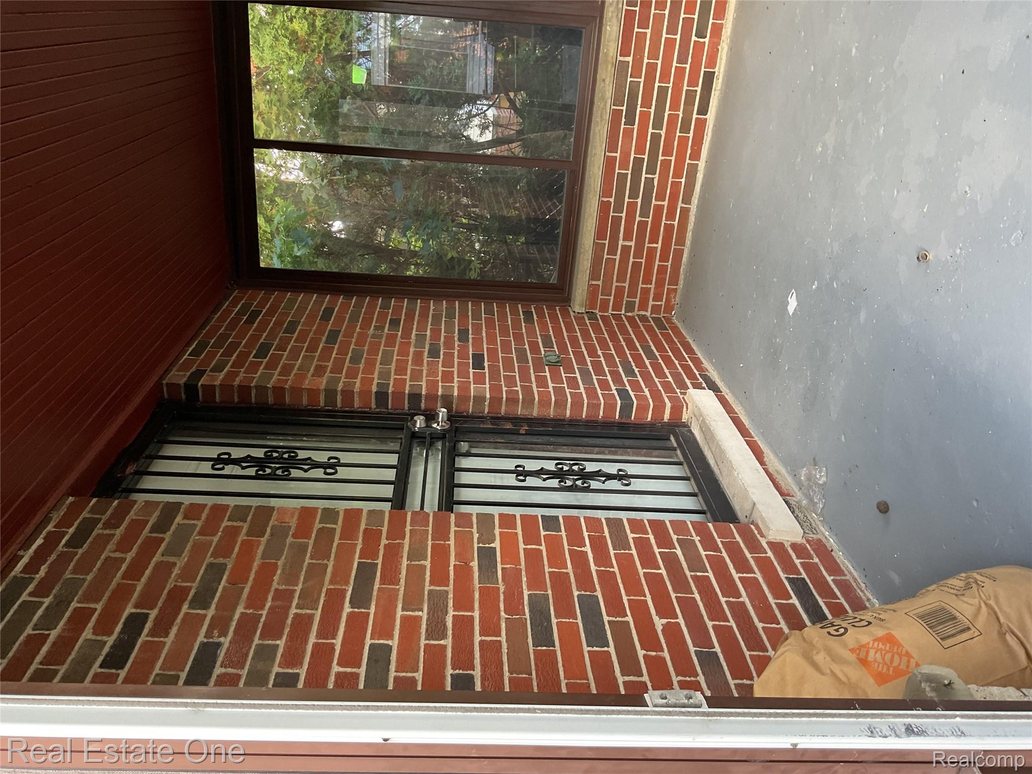 17308 SHAFTSBURY Avenue