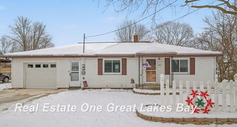 421 S Parsons Street Merrill Village MI 48637