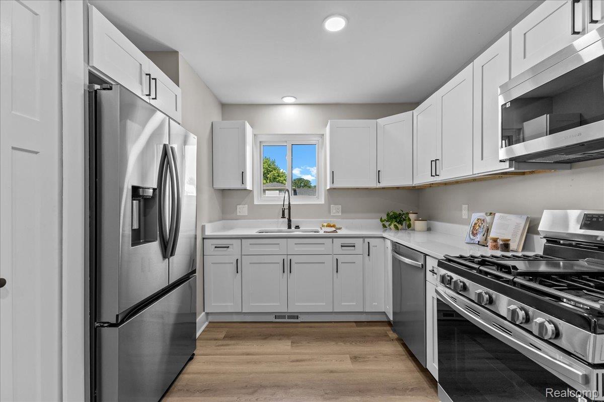50192 Salisbury