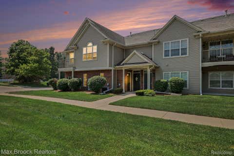 Photo of 49086 W Woods Drive, Shelby Charter Township, MI 48317 (MLS # 20261057203)