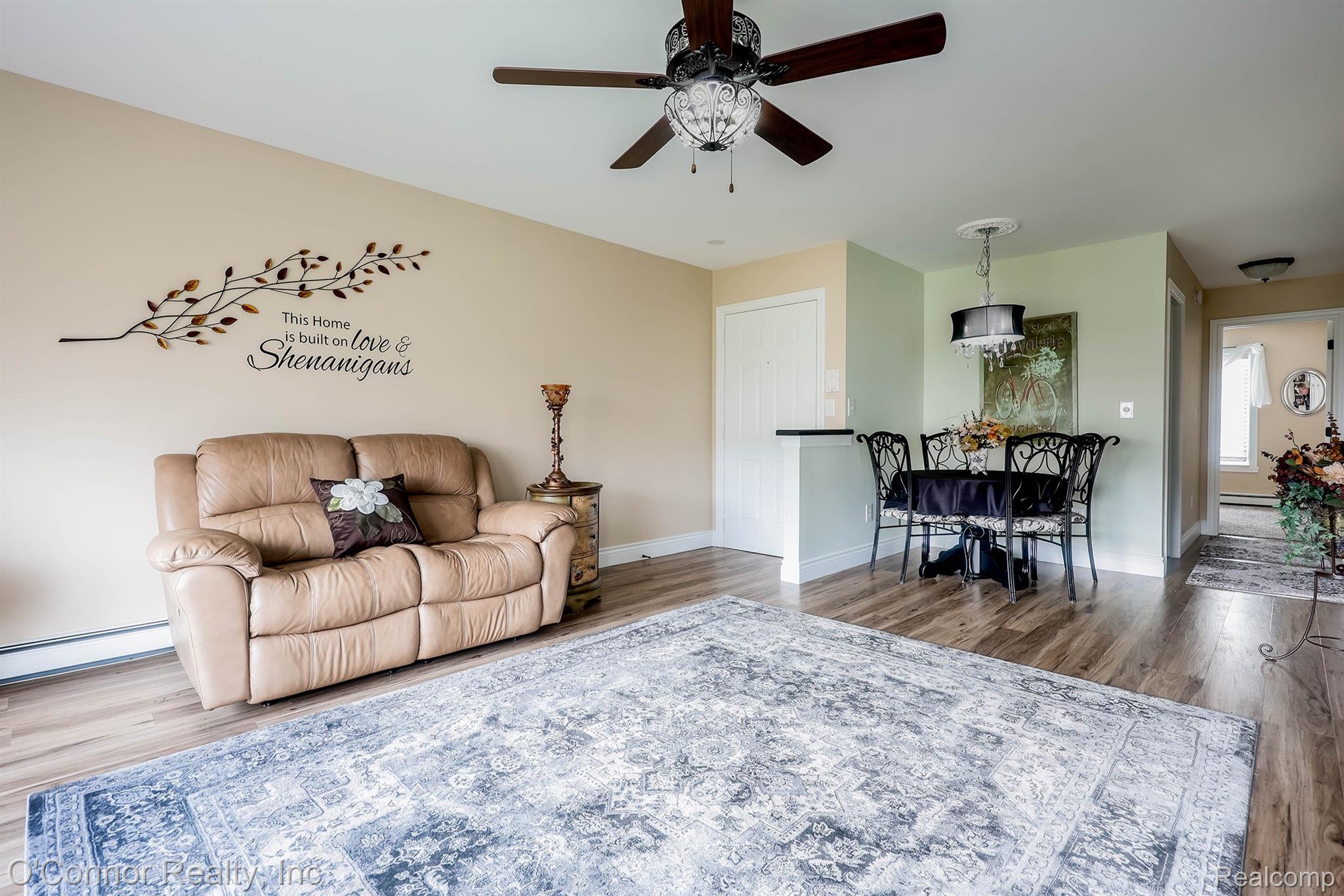 1700 River Road 10