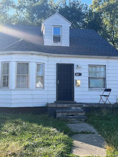 18233 Kentfield Street Detroit City MI 48219