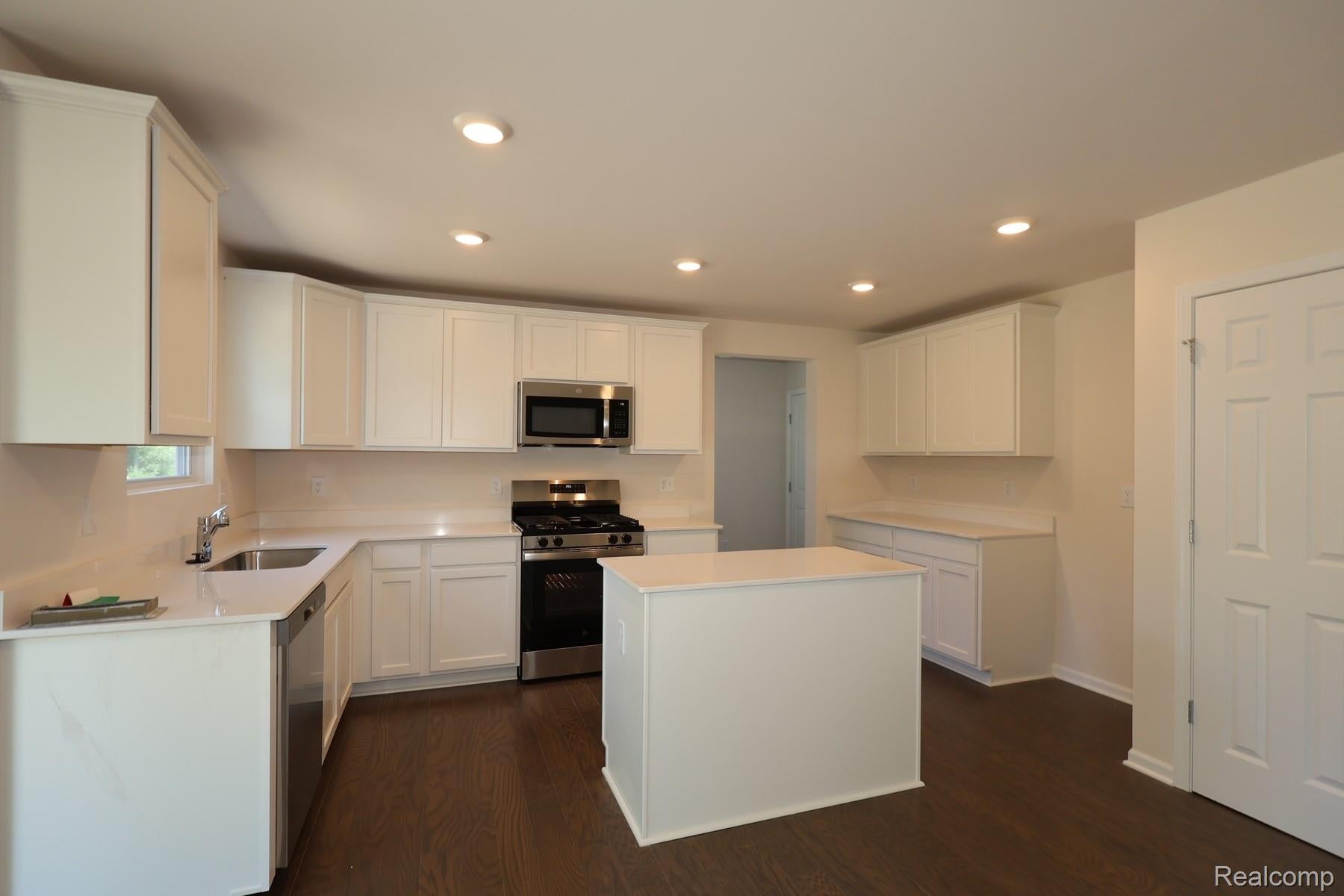 4187 Cedar Lane