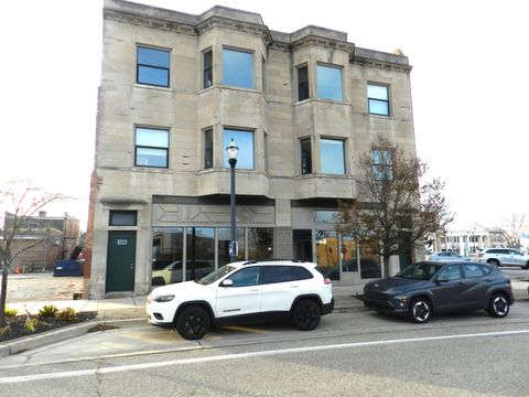 136 Territorial Road Benton Harbor City MI 49022