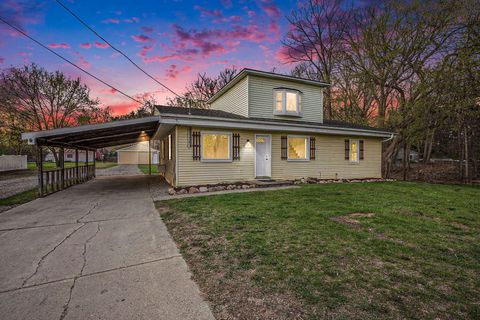 2543 IMLAY CITY Road Lapeer Township MI 48446