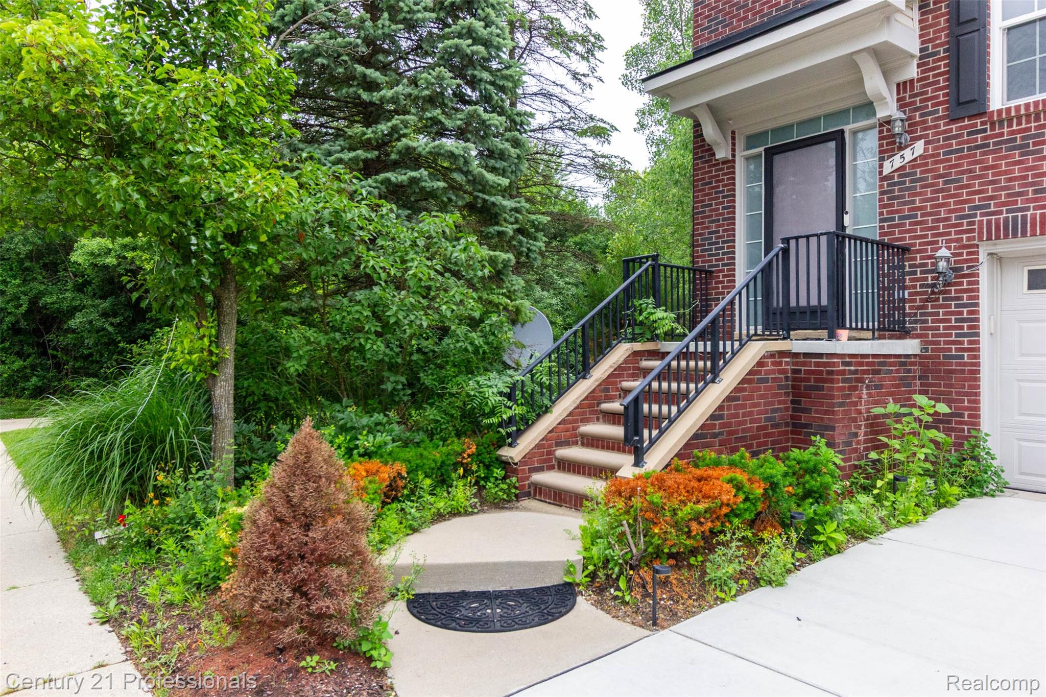757 Sandalwood Drive