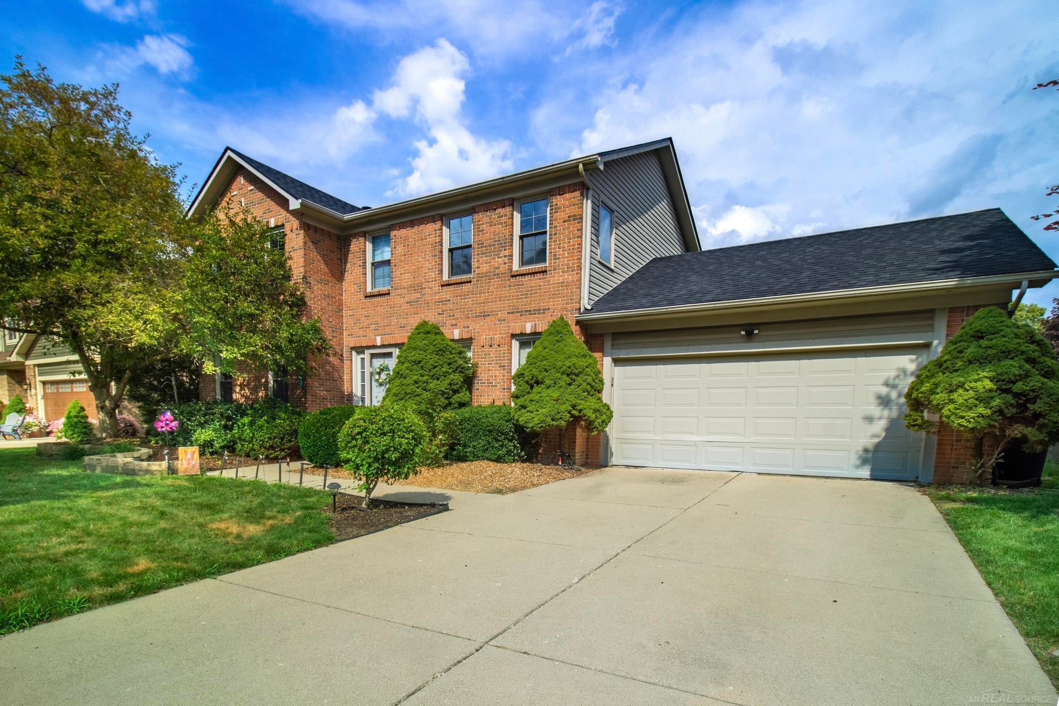 7584 Maple Drive
