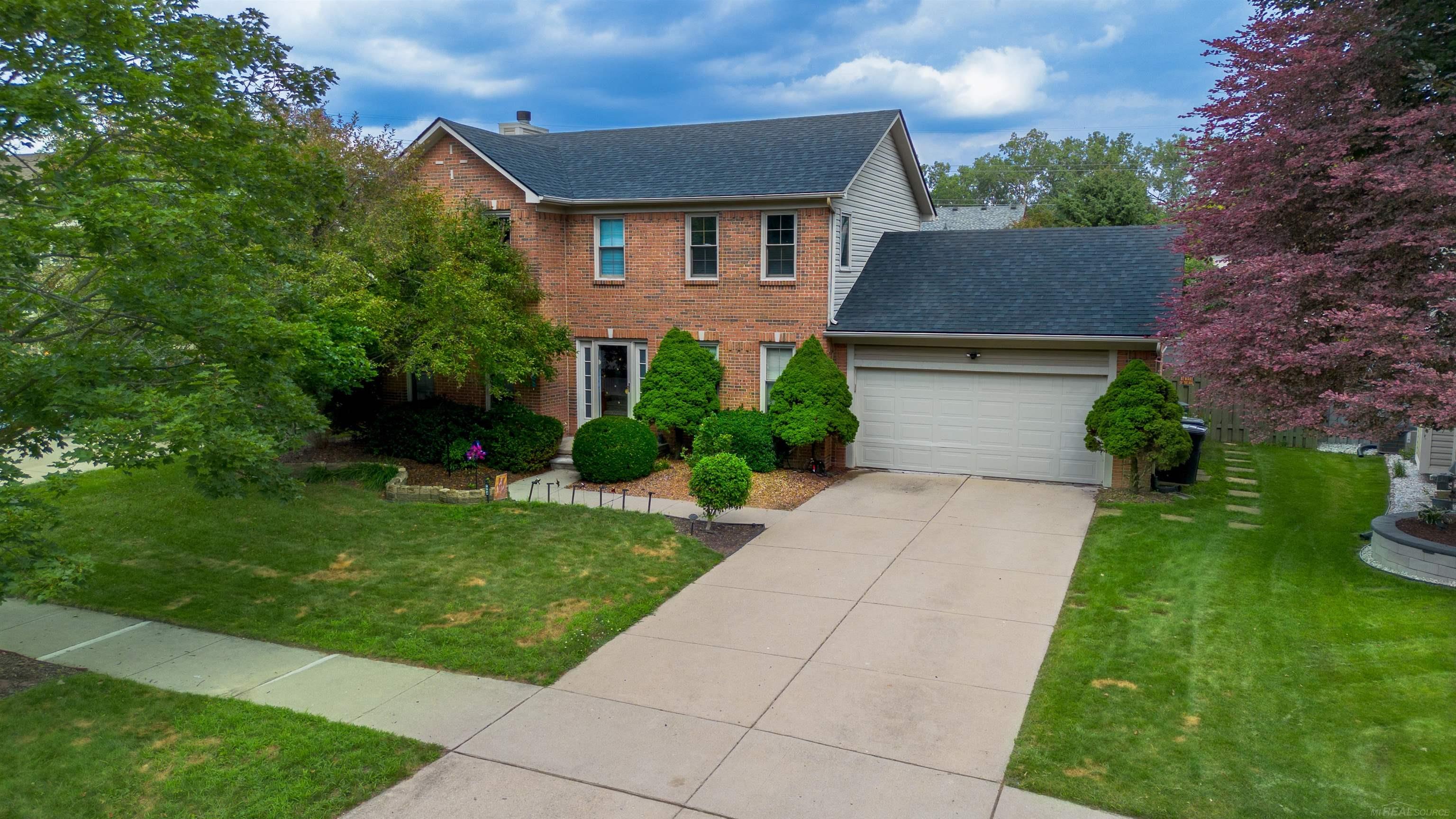 7584 Maple Drive