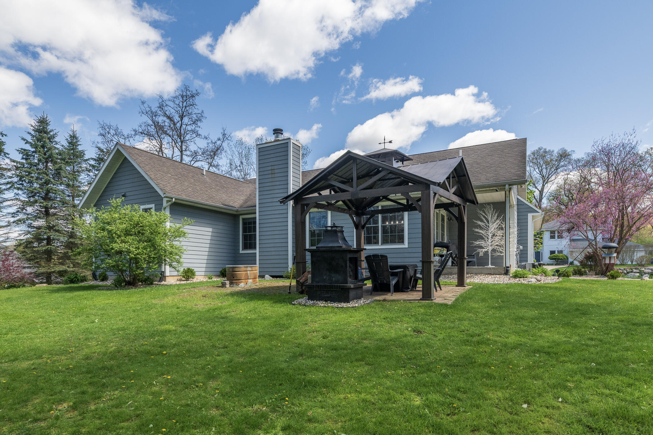37 Summerset Drive