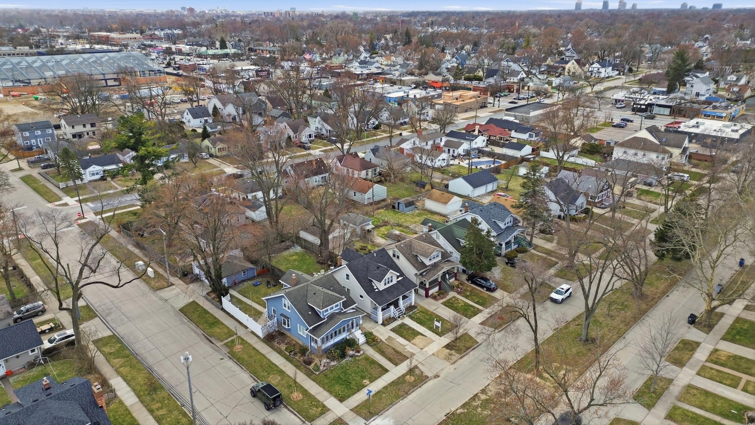 2319 Edgewood Boulevard