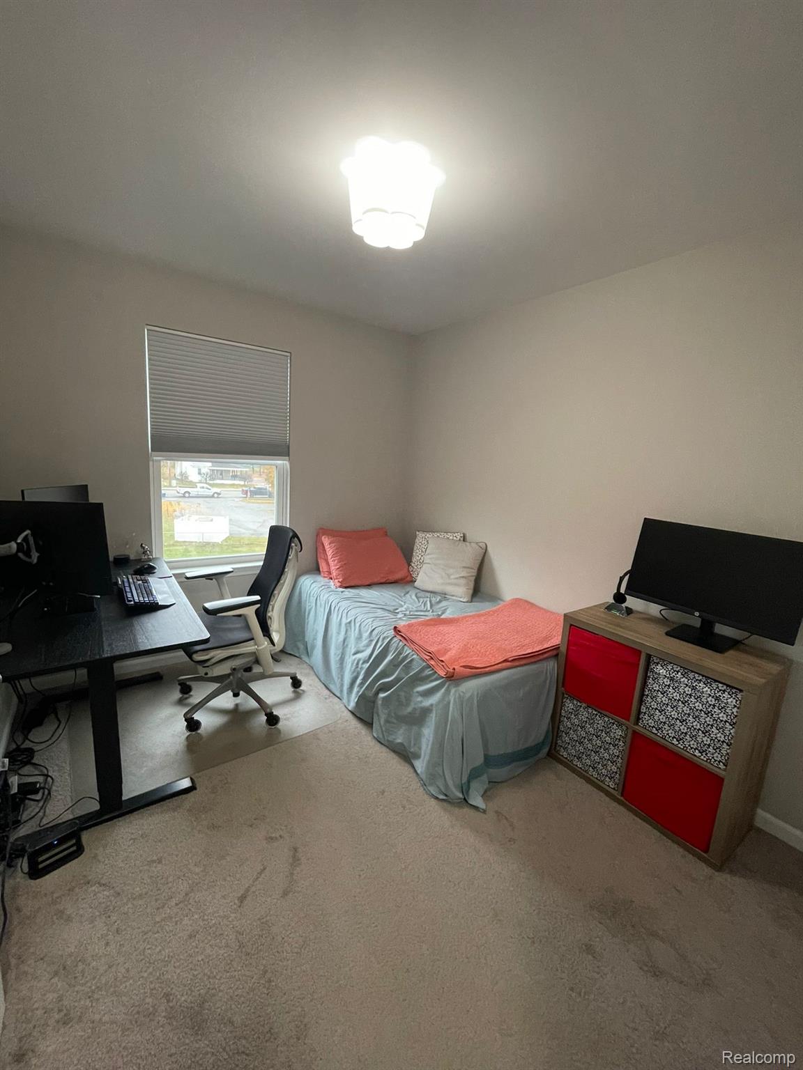 3221 Chambers W