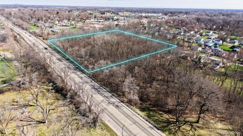 199 S Ford Boulevard York Charter Township MI 48198