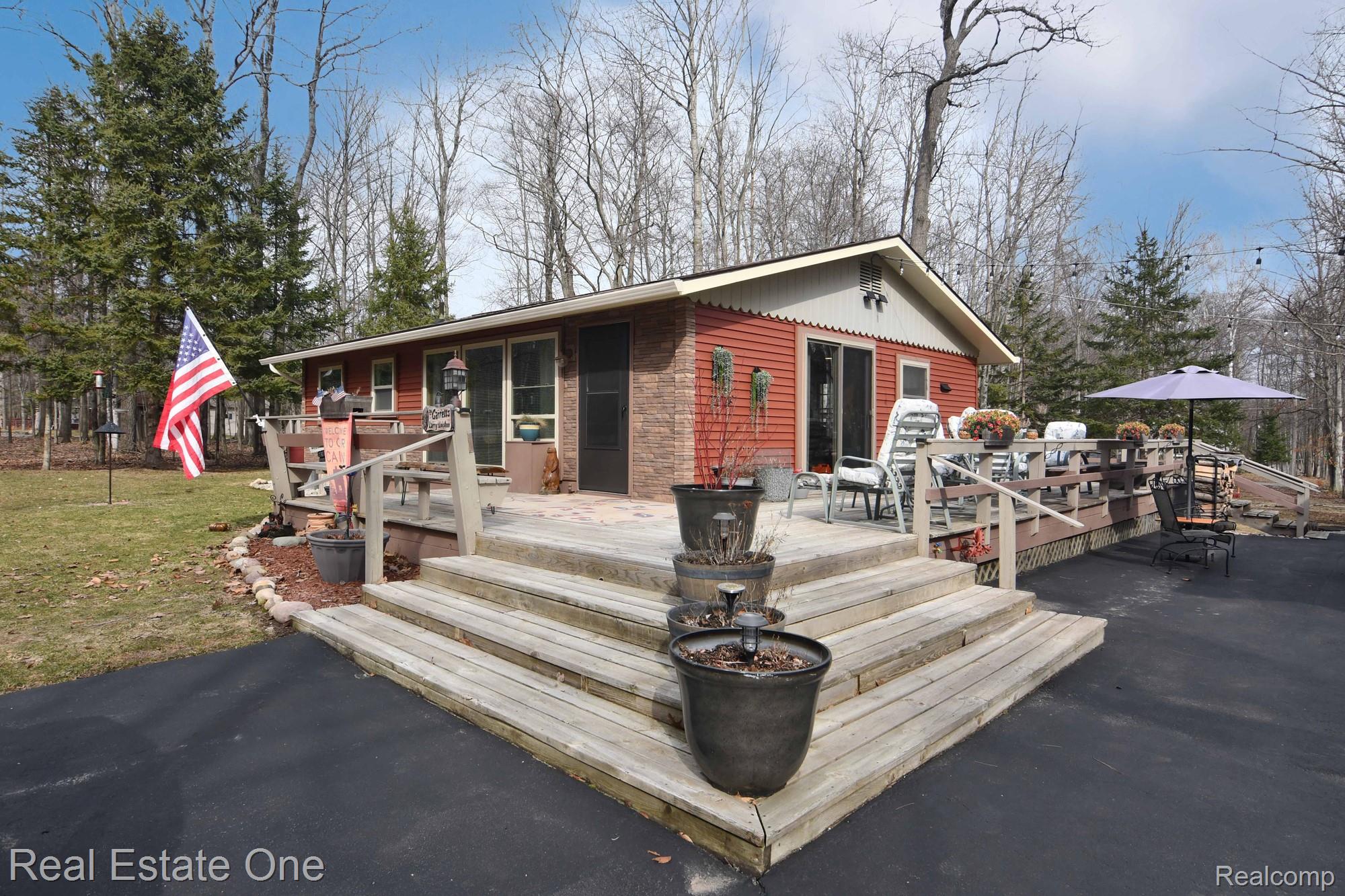 4084 N Weasel Trail