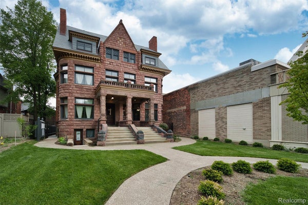 701 W CANFIELD ST # 04, DETROIT, MI 48201 - Image bea4bc8a0bb55a66f5a934103e528ece/380419366