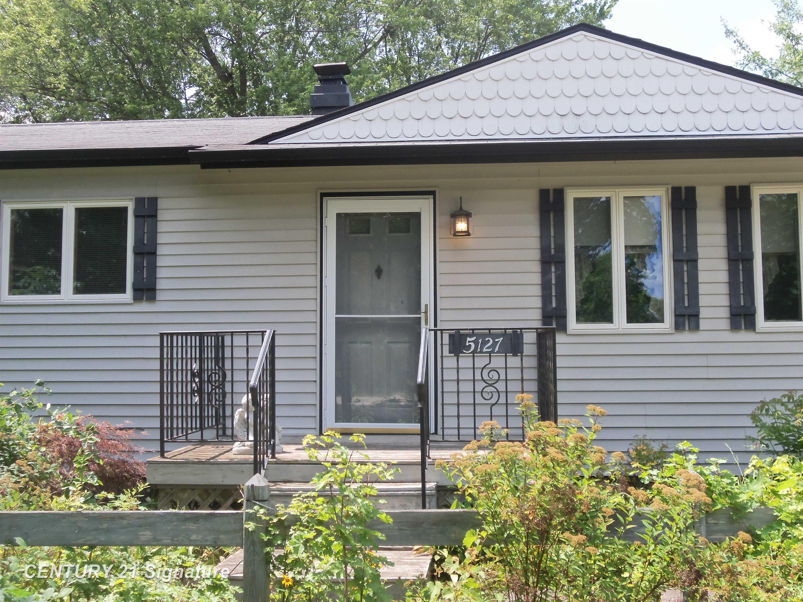 5127 Arbor Lane