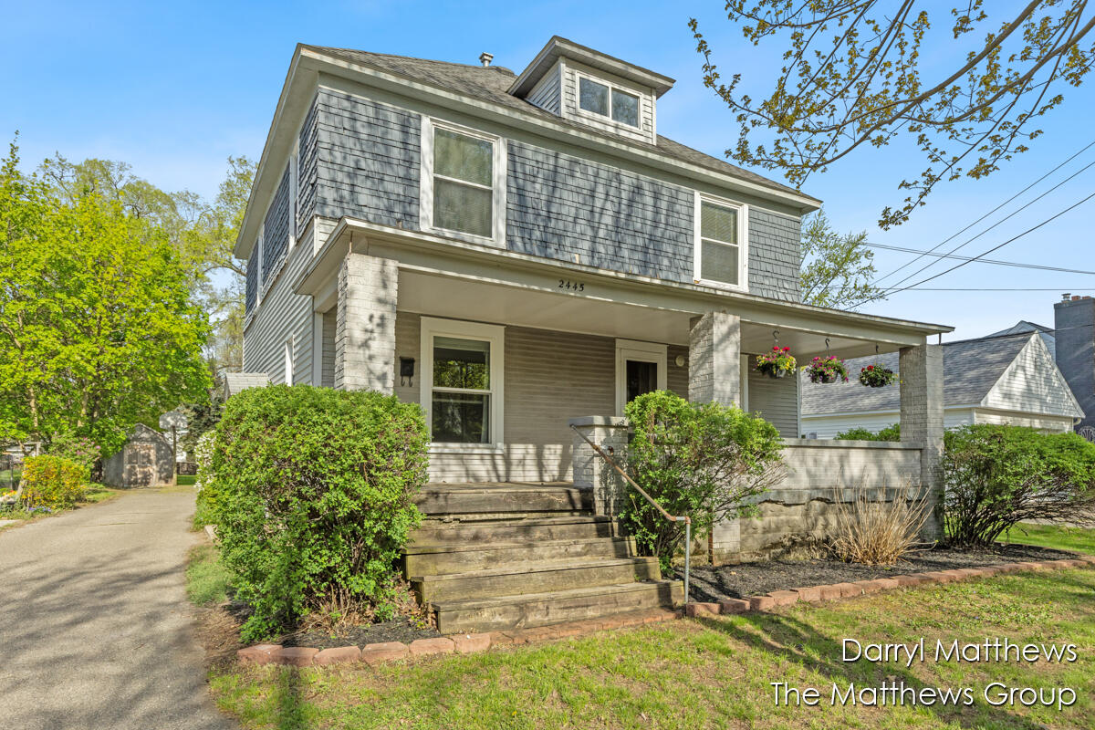 2445 Donahue Court SW