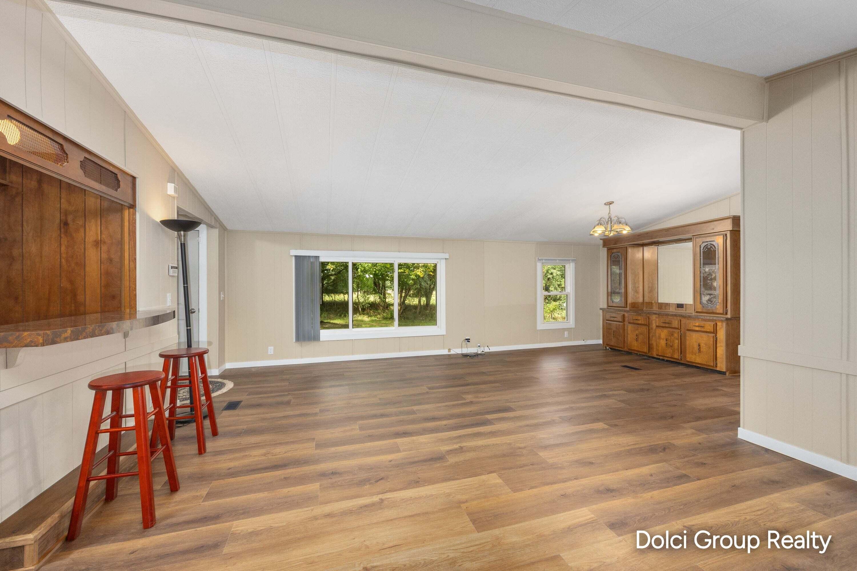 1420 N Stone Road