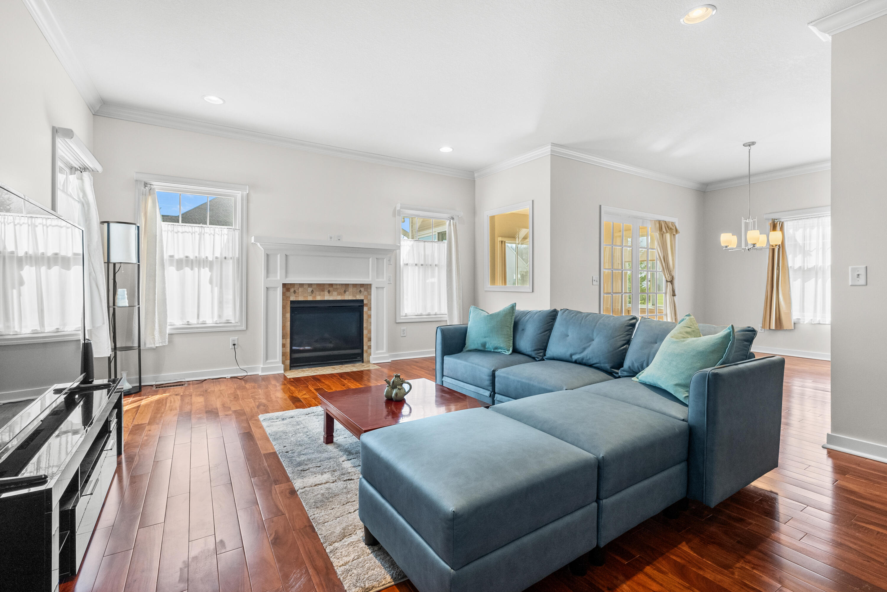 5359 Harborview Pass