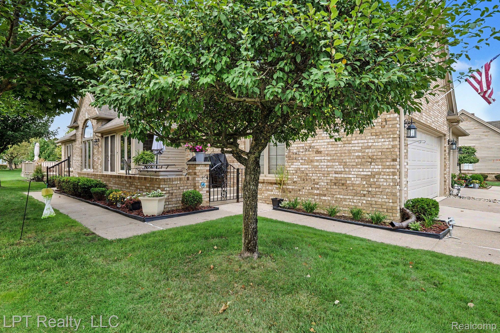 16893 Boulder Way