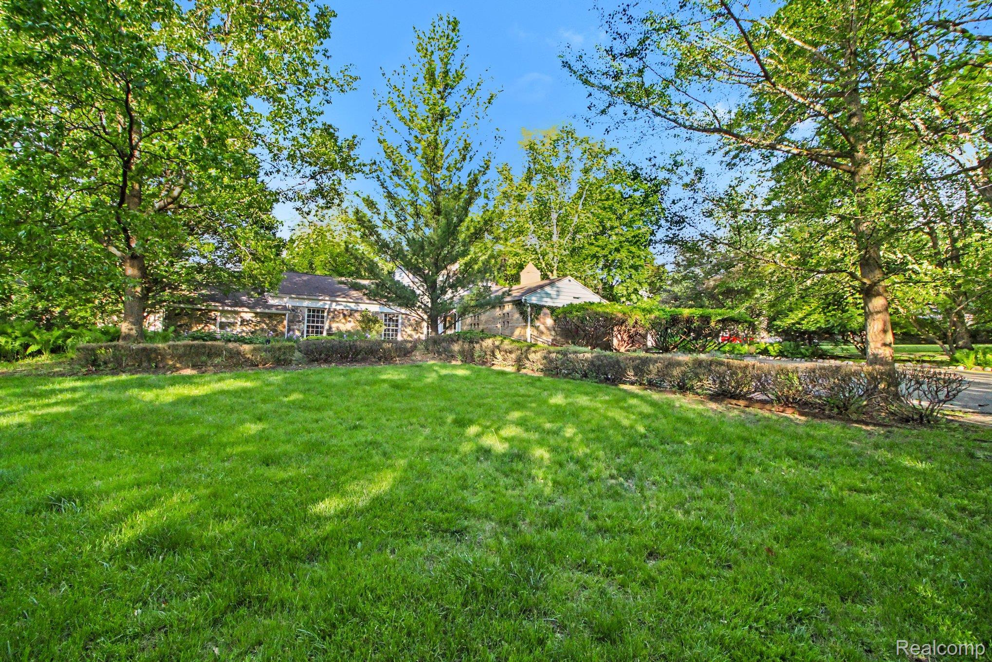 26580 Wellington Road