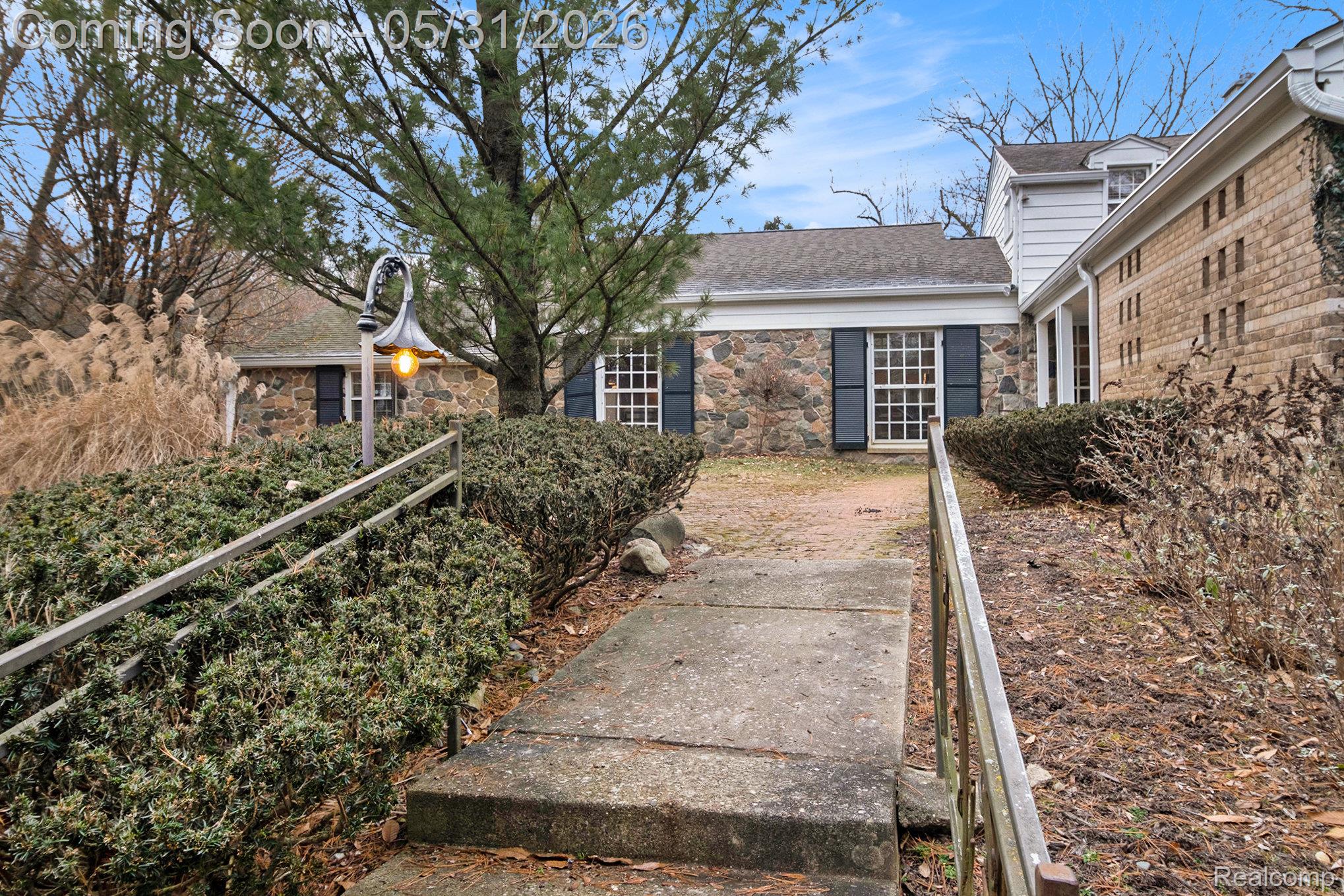 26580 Wellington Road