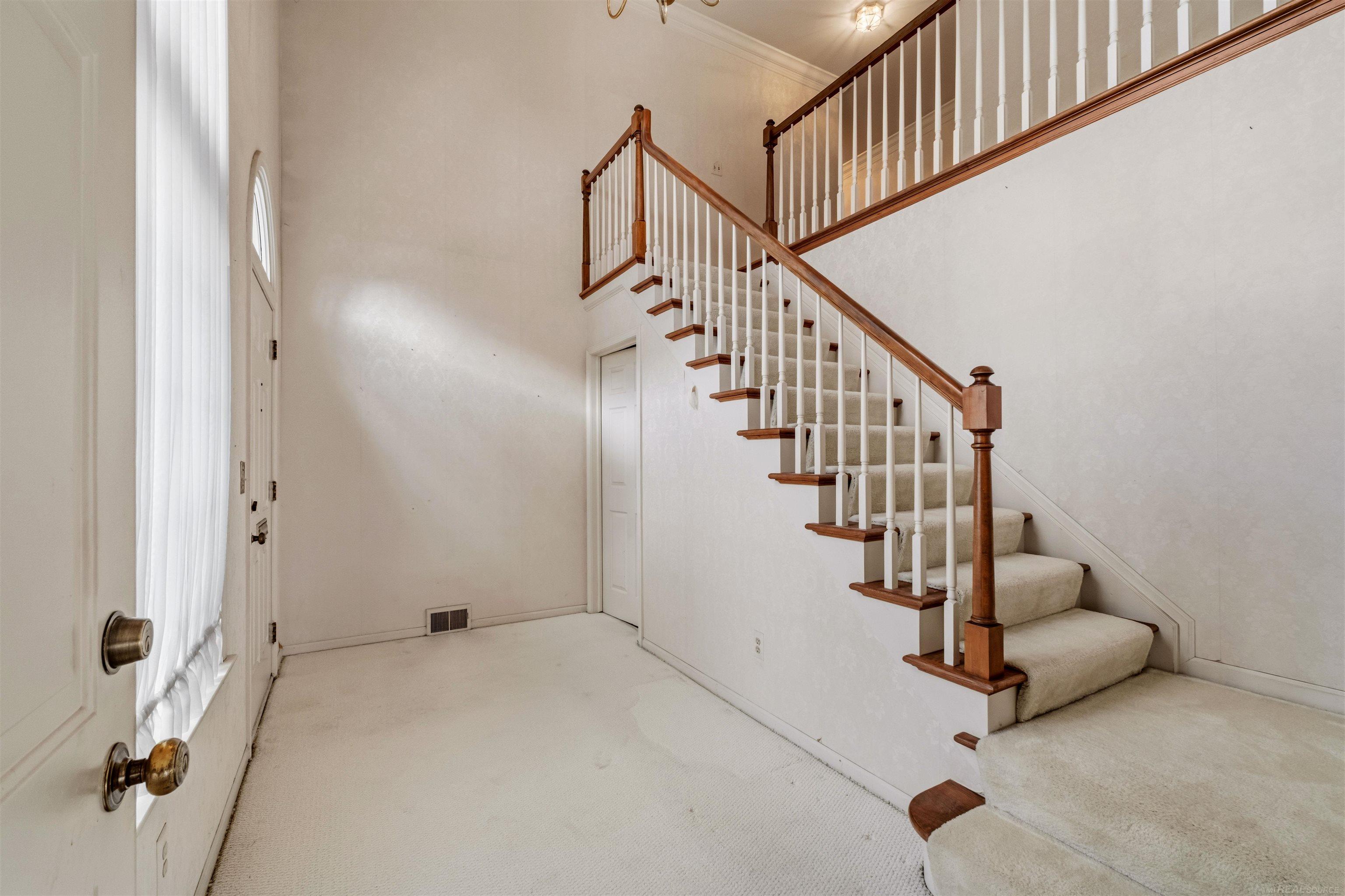 172 Windwood Pointe Avenue