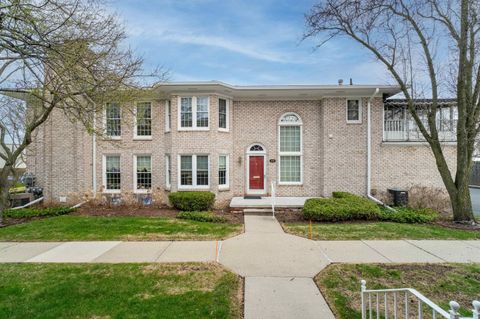 172 Windwood Pointe Avenue St Clair Shores City MI 48080