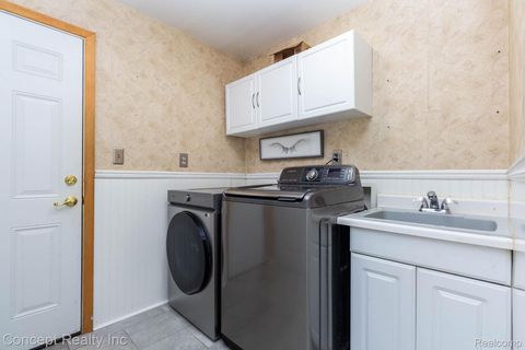 Tiny photo for 20973 Westfarm Lane, Farmington Hills City, MI 48167 (MLS # 20261039597)