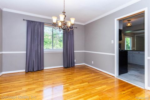 Tiny photo for 20973 Westfarm Lane, Farmington Hills City, MI 48167 (MLS # 20261039597)