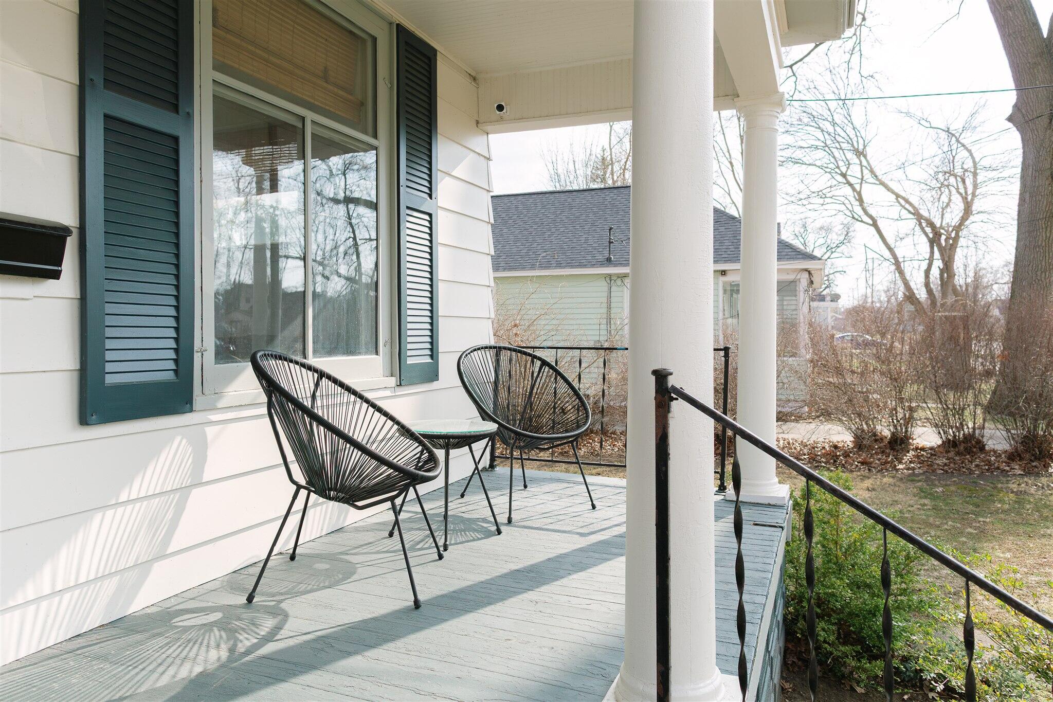 1369 Montgomery Avenue