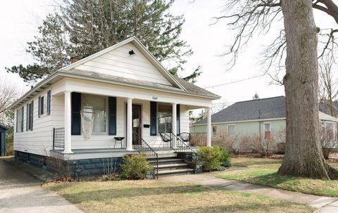 1369 Montgomery Avenue Muskegon City MI 49441