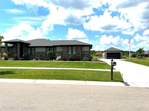 616 Buttercup Trail Milford Charter Township MI 48381