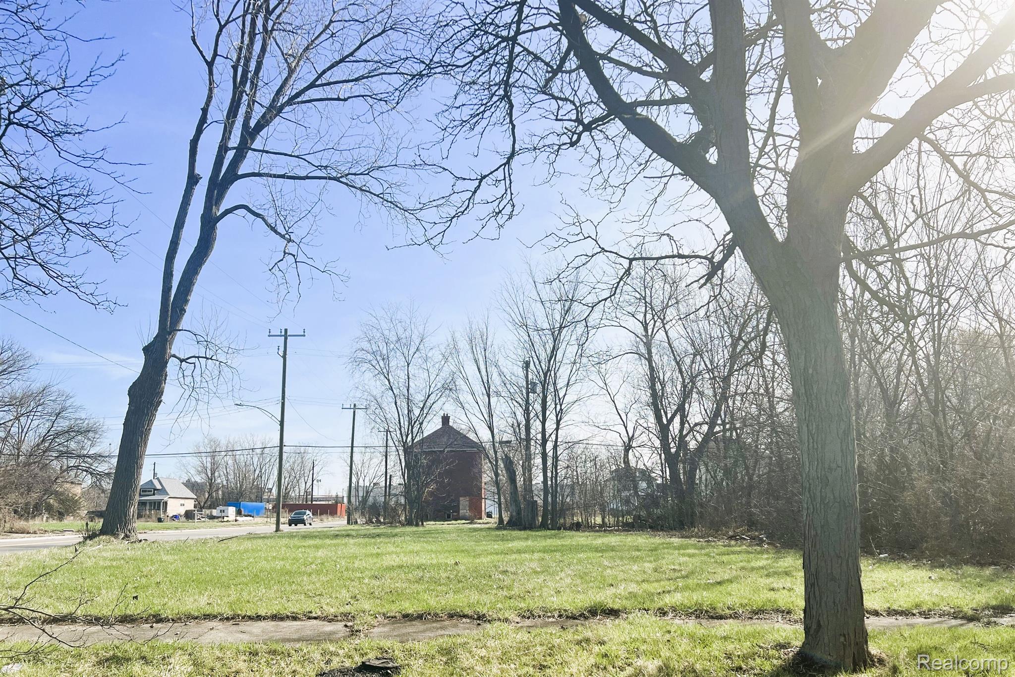 Photo 1 of 6 — 5964 WABASH Street, Detroit City, MI 48208