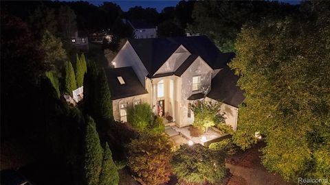 7240 Aaronway Drive West Bloomfield Charter Township MI 48324